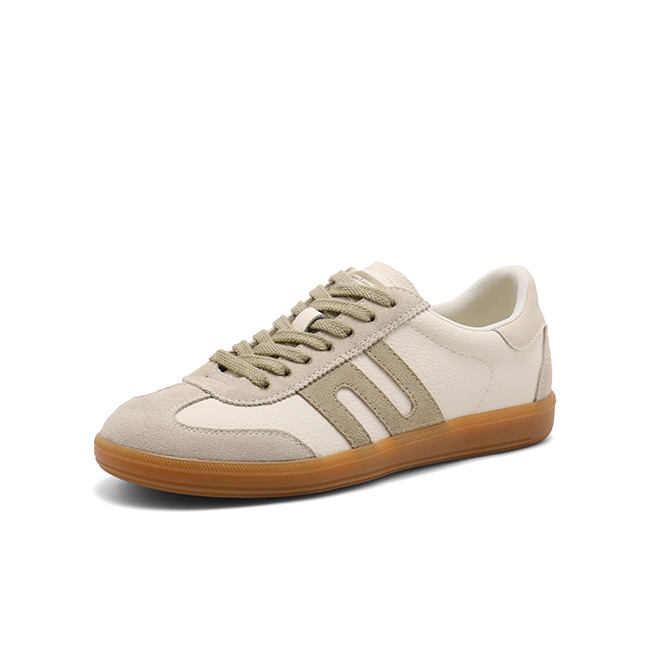 Women’s shoes